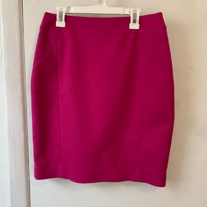H&M Skirts - H&M work skirt, size 6. Pink H&M Skirts - H&M work skirt, size 6. Pink